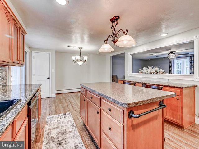 209 FOREST HILLS RD, Red Lion, PA 17356