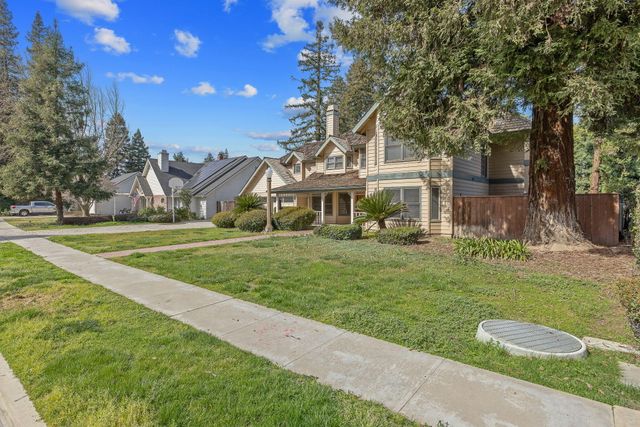 144 E Parkview Avenue, Visalia, CA 93277