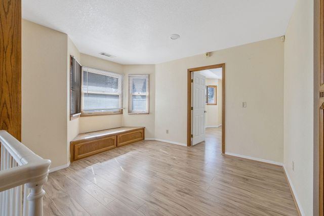 144 E Parkview Avenue, Visalia, CA 93277