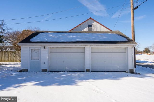 206 MARKET ST, Bridgeville, DE 19933