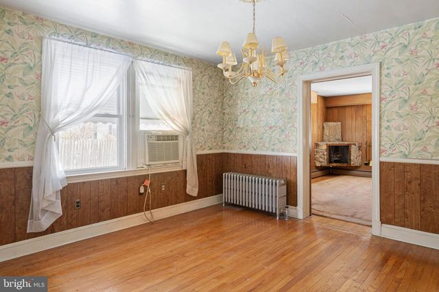 206 MARKET ST, Bridgeville, DE 19933