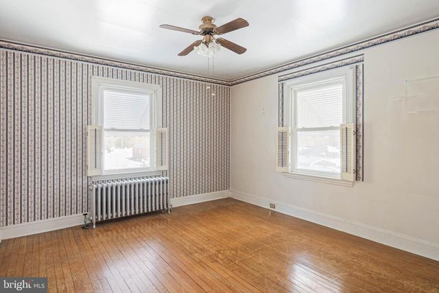 206 MARKET ST, Bridgeville, DE 19933