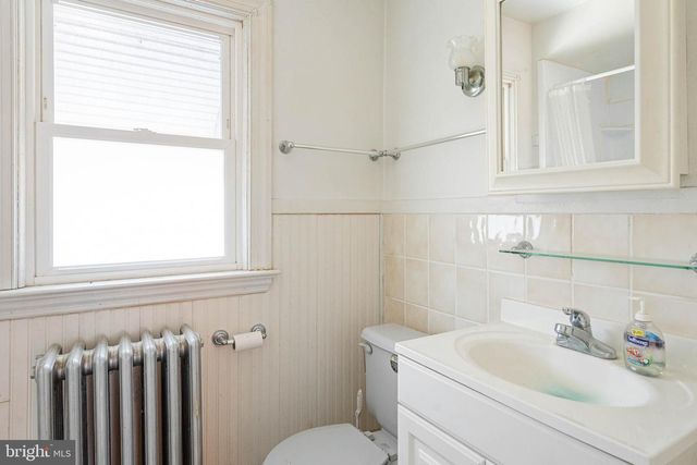 206 MARKET ST, Bridgeville, DE 19933