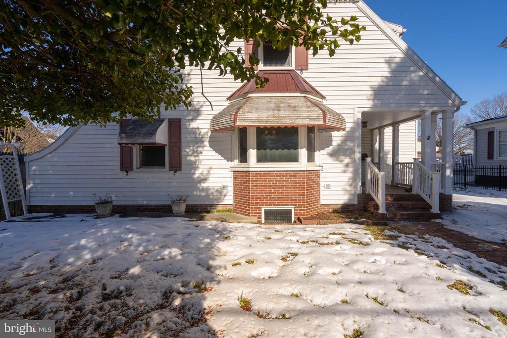 206 MARKET ST, Bridgeville, DE 19933