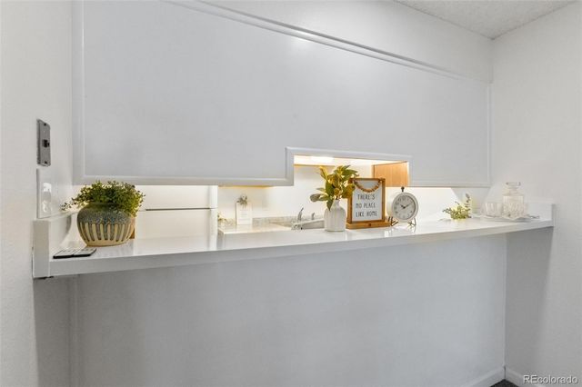 2707 Valmont Road 106, Boulder, CO 80304