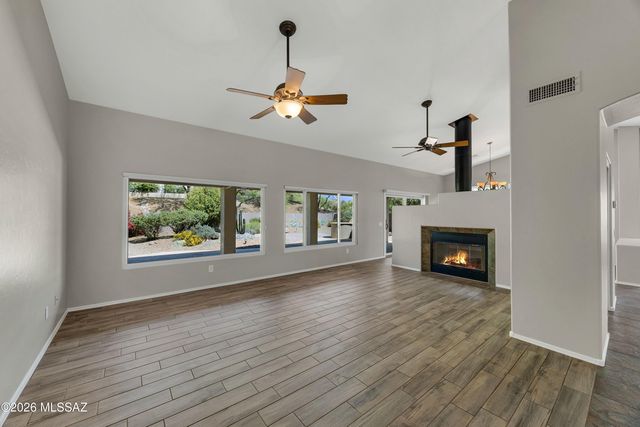 62060 E Valley Crest Court, Tucson, AZ 85739