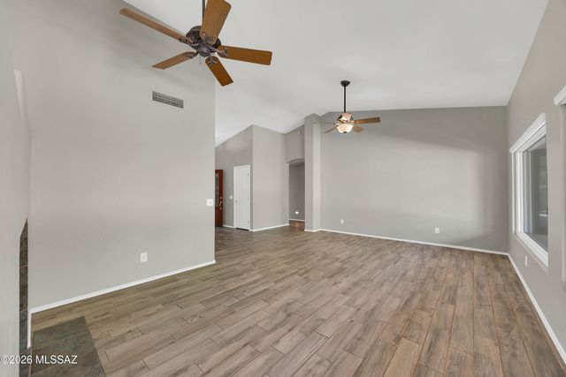 62060 E Valley Crest Court, Tucson, AZ 85739