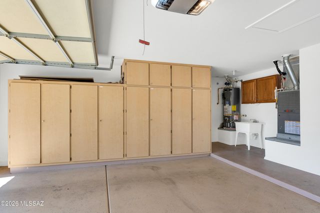 62060 E Valley Crest Court, Tucson, AZ 85739