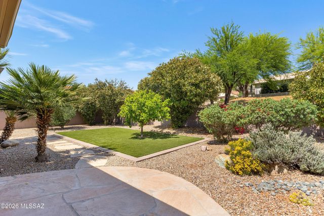 62060 E Valley Crest Court, Tucson, AZ 85739