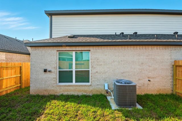 1797 N Peach Creek Drive, Dayton, TX 77535