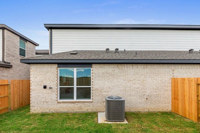 1797 N Peach Creek Drive, Dayton, TX 77535