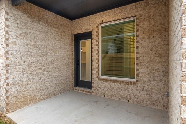 1797 N Peach Creek Drive, Dayton, TX 77535