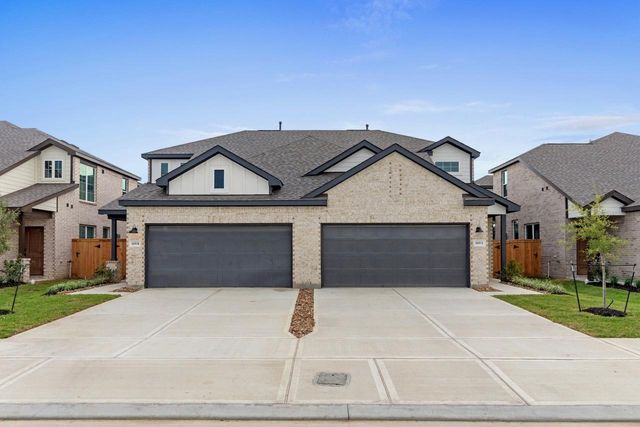 1797 N Peach Creek Drive, Dayton, TX 77535