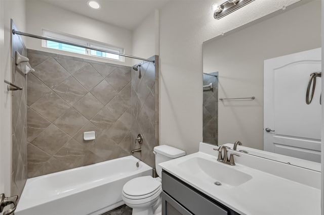 206 Brazos Drive, Baytown, TX 77523