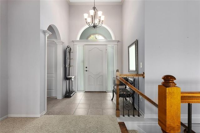 901 SW Olympia Court, Lee's Summit, MO 64082