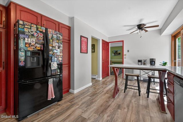 29 Hills Road, Malta, NY 12019