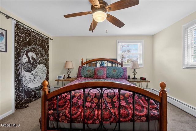 29 Hills Road, Malta, NY 12019