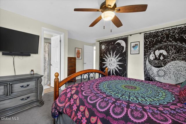 29 Hills Road, Malta, NY 12019