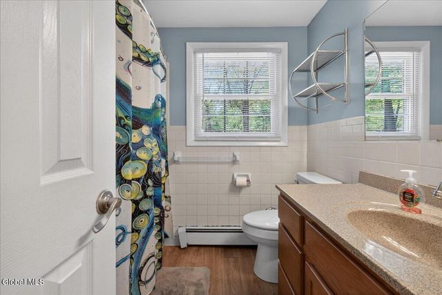 29 Hills Road, Malta, NY 12019