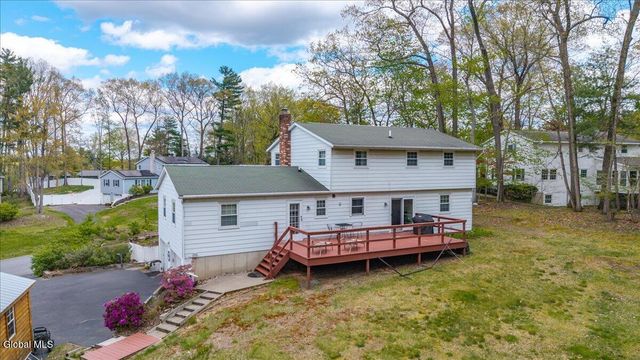 29 Hills Road, Malta, NY 12019