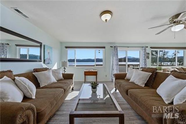 4045 Mesa Dr, Clearlake, CA 95422