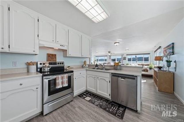 4045 Mesa Dr, Clearlake, CA 95422