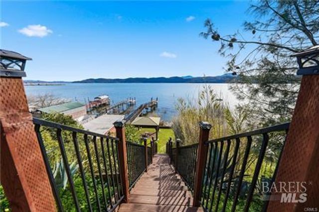 4045 Mesa Dr, Clearlake, CA 95422