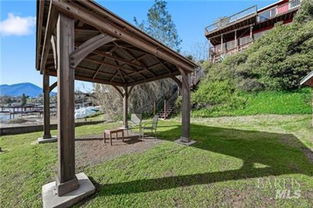 4045 Mesa Dr, Clearlake, CA 95422