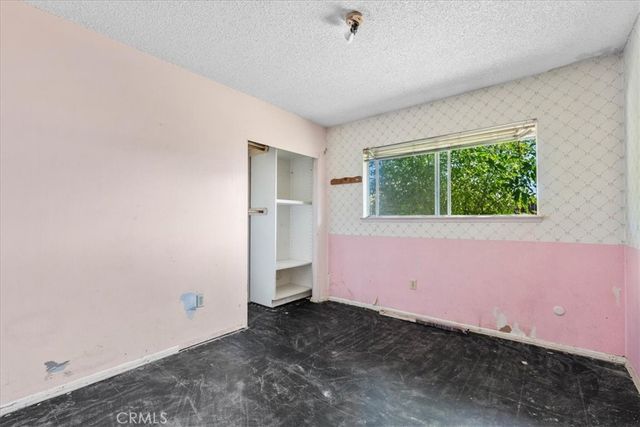 4865 Emerson, Riverside, CA 92504