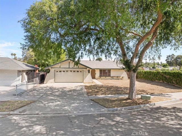 4865 Emerson, Riverside, CA 92504