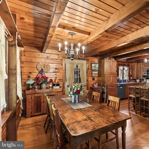 71 HULL DR, East Berlin, PA 17316