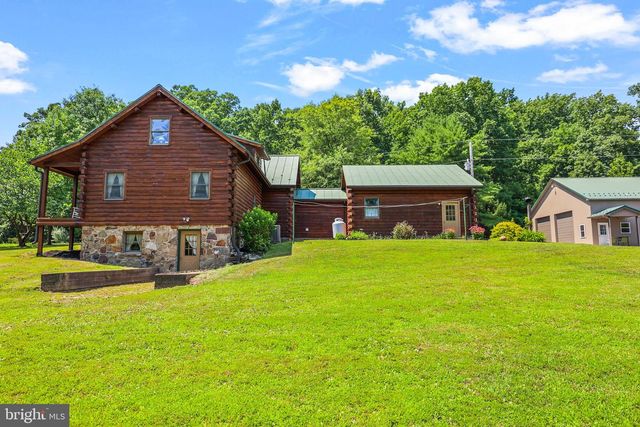 71 HULL DR, East Berlin, PA 17316