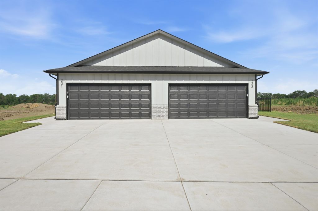 231 N Mendocino ct, Goddard, KS 67052