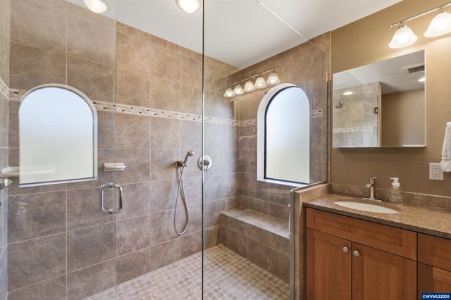 2153 NW Kari Pl, Corvallis, OR 97330