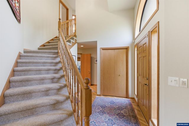 2153 NW Kari Pl, Corvallis, OR 97330