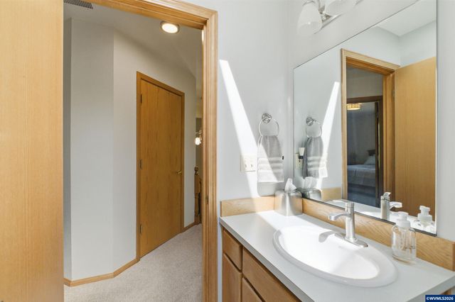 2153 NW Kari Pl, Corvallis, OR 97330