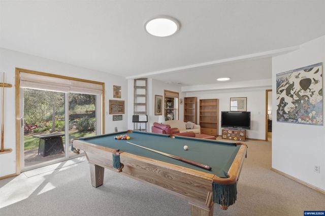 2153 NW Kari Pl, Corvallis, OR 97330