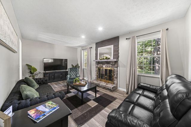 5515 Glasgow Place, Columbus, OH 43235