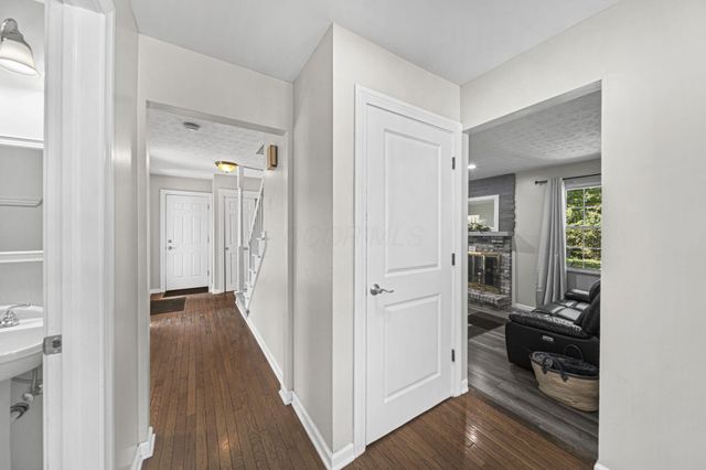 5515 Glasgow Place, Columbus, OH 43235