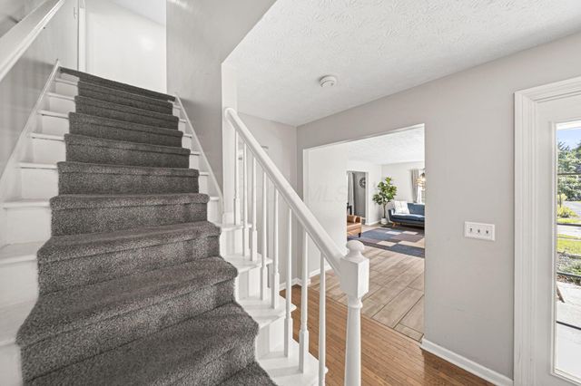 5515 Glasgow Place, Columbus, OH 43235