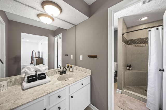 5515 Glasgow Place, Columbus, OH 43235