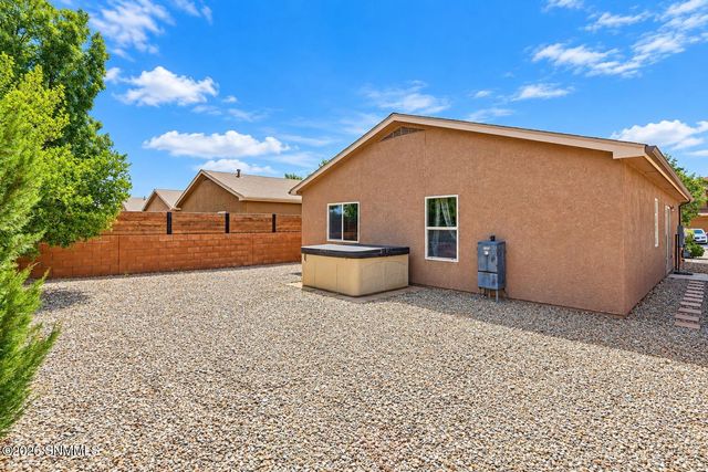 2150 Tor Lane, Las Cruces, NM 88005