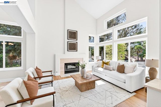 788 Crystal Ln, Pleasanton, CA 94566