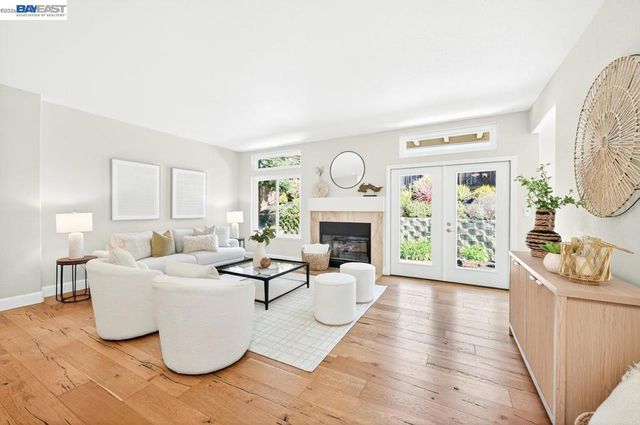 788 Crystal Ln, Pleasanton, CA 94566