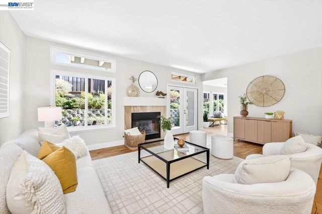 788 Crystal Ln, Pleasanton, CA 94566