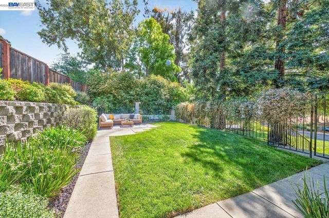 788 Crystal Ln, Pleasanton, CA 94566