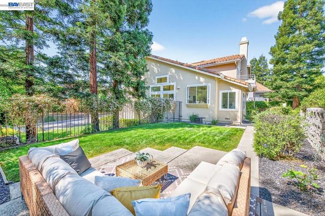 788 Crystal Ln, Pleasanton, CA 94566