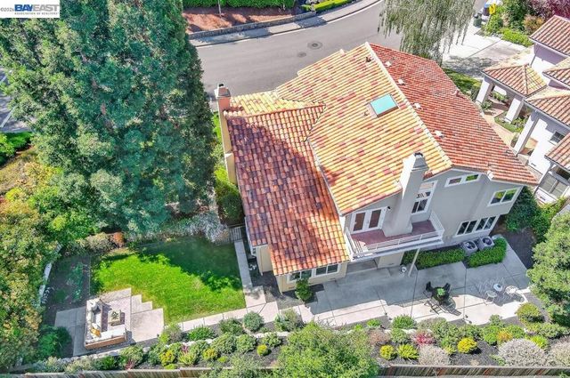 788 Crystal Ln, Pleasanton, CA 94566