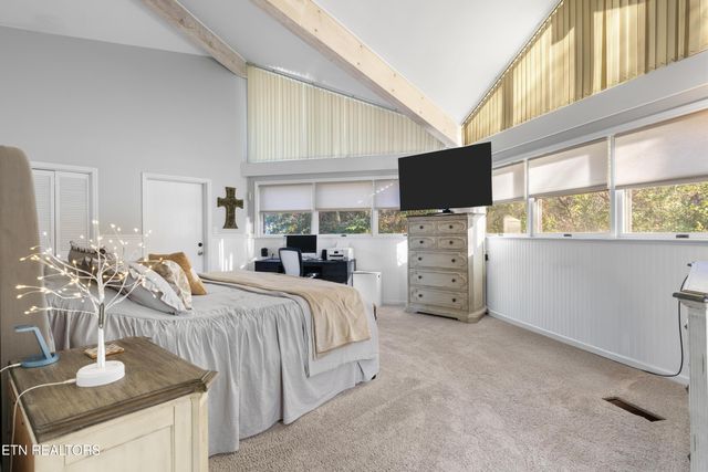 6809 Beaver Brook Drive, Knoxville, TN 37918