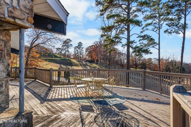 6809 Beaver Brook Drive, Knoxville, TN 37918